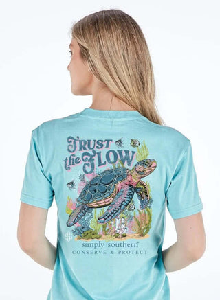 Simply Southern Trust the Flow Turtle Tracking Tee features a vibrant sea turtle graphic, perfect for casual and eco-friendly fashion.