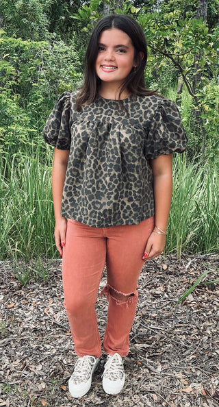 Stylish Leopard Twill Baby Doll Top with Ruffle Sleeves - Perfect for Fall Fashion