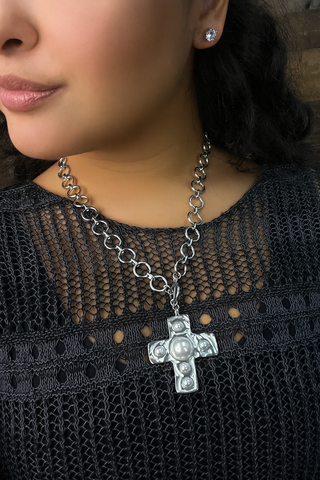 ChanSutt Pearls HARPER NECKLACE