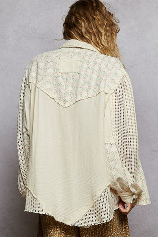 POL Ivory & Floral Lightweight Shacket Top w/ Lace Detail
