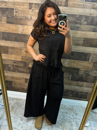 Davi & Dani Ruched BLACK Ruffle Pant & Short Sleeve Top Set
