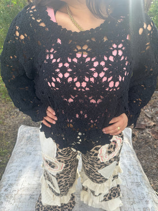 POL Black Boho Crochet Chenille Knit Top w/ Scallop Hem & Flare Sleeves