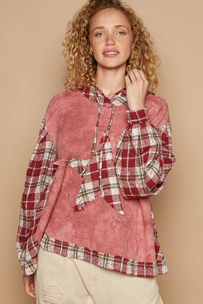 POL Redbean Plaid Star Hoodie Top - The Gypsy Belle Boutique