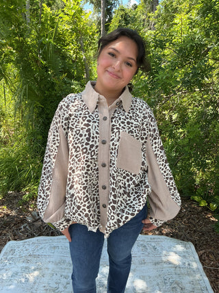 POL Vintage Shacket Top in Leopard w/ Latte Trim