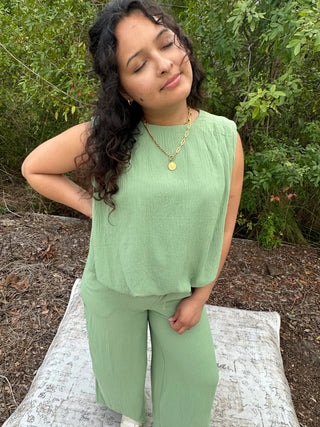 Oddi PEAR GREEN Sleeveless Top and Wide Leg Pant Set