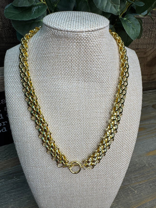 Golden Majesty Collar Necklace