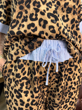 Oddi Leopard & Blue Oxford Stripe Top and Wide Leg Pant Set