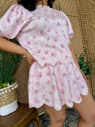 Alternate view of Bows & Roses Scallop Trim Short Set

