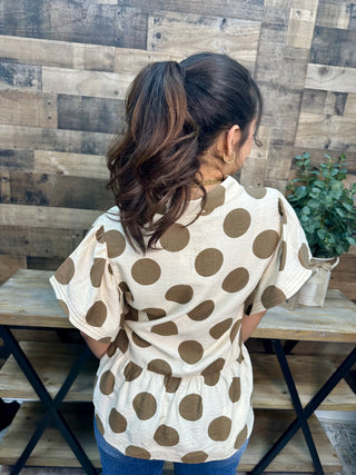 Alternate view of Easel Cream & Brown Polka Dot Flutter Slv Top
