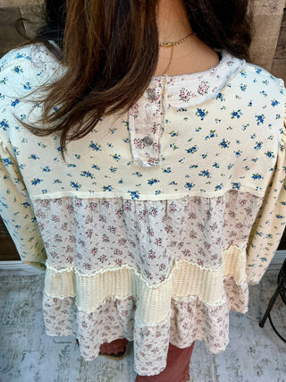 POL Ivory Ditsy Floral Tiered Ruffle Pearl Accent Top