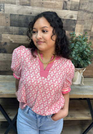 Staccato Pink Coral Geo Floral Short Slv Top