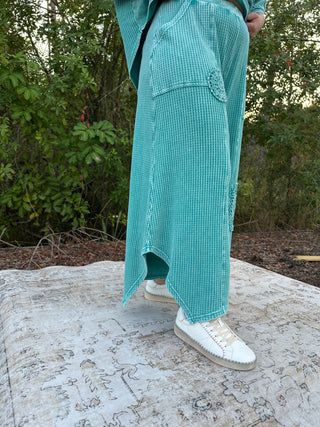 Easel Teal Mineral Wash Crochet Patch Detail Set