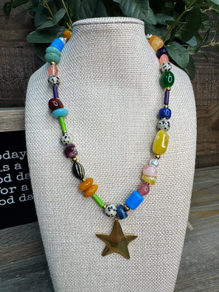 Star Glow Beaded Necklace