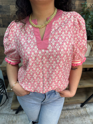 Staccato Pink Coral Geo Floral Short Slv Top