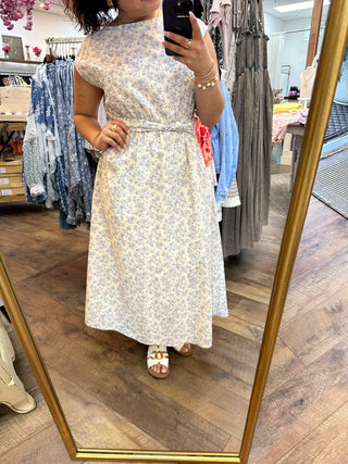 Alternate view of Ivory & Blue Boat Neck Pleated Sleeveless Floral Midi Dress
