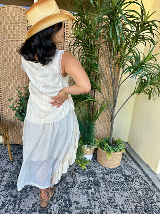 Wagon Wheel Ivory Hi-Lo Skirt