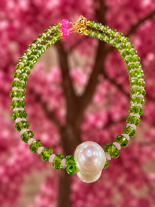 Alternate view of Annalise Green Bead & Pearl Magnetic Closure Necklace
