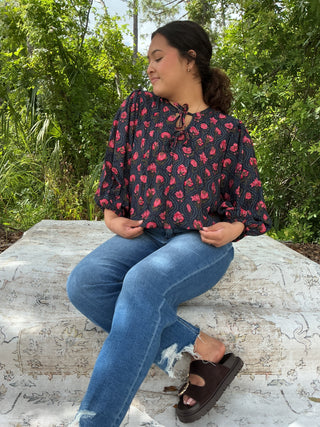 Umgee Navy & Fuchsia Mix Floral Pintuck Top