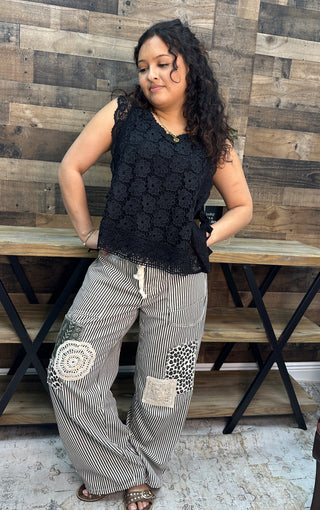 Like Love Black Lace Crochet Sleeveless Top