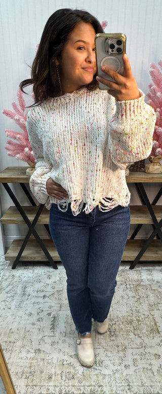 POL White & Pink Popcorn Sweater w/ Fringed Hem