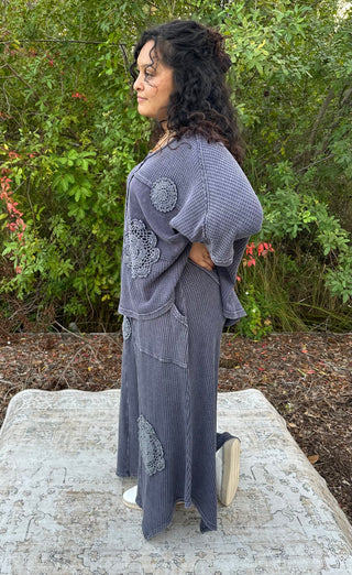 Easel Midnight Blue Mineral Wash Crochet Patch Detail Set