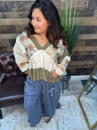 POL Olive Floral Ruffle VNeck Long Slv Top