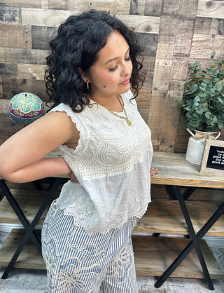 POL Boho Natural Crochet Sleeveless Zig Zag Hem Top ONE SIZE