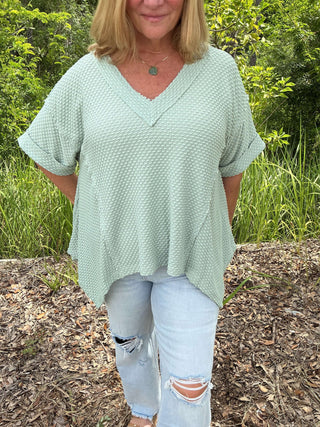 Oddi Top in Dotted Jacquard Knit with Shark Bite Hem, Available in 2 Colors, Short Sleeve Fashion