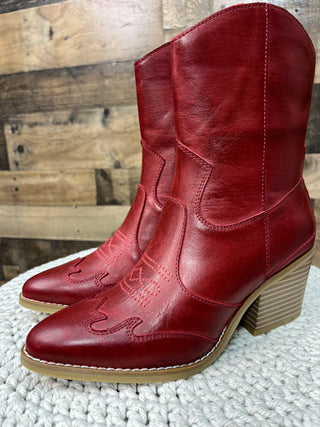 MIA Clorinda Red Western Booties