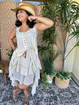 Wagon Wheel Ivory Hi-Lo Skirt
