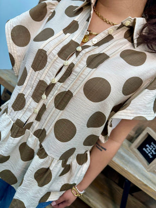 Alternate view of Easel Cream & Brown Polka Dot Flutter Slv Top
