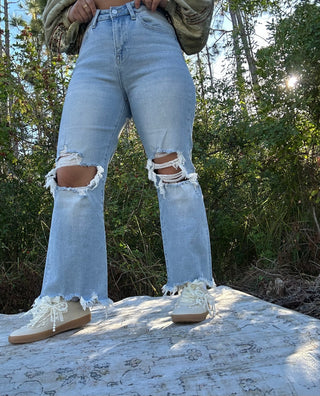 MICA F3048 Jeans 90s Vintage Crop Flare Light Wash Distressed High Rise