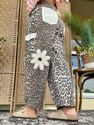 Alternate view of Ready to Roll Leopard & Lace Pants Easel
