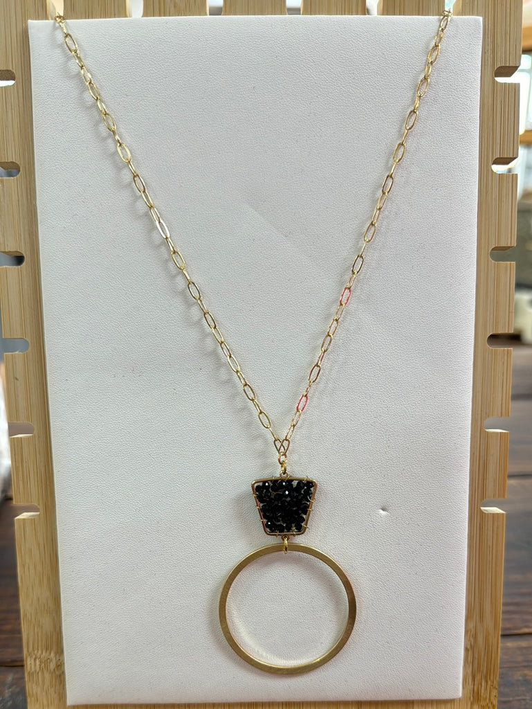 Black Stone Gold Circle Necklace - The Gypsy Belle Boutique