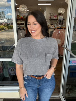 JOA Washed Ribbed Knit Short Slv Pocket Top (3 COLORS)