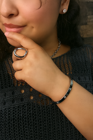 ChanSutt Pearls LUXE BANGLE Bracelet