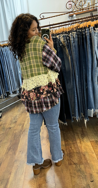 POL Olive & Black Floral Ruffle Button Front Long Slv Top