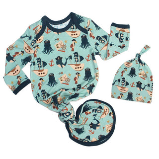 Pirate's Life Bamboo Gown & Hat Newborn Gift Set - Cozy and Nautical-Themed for Baby's Comfort and Style