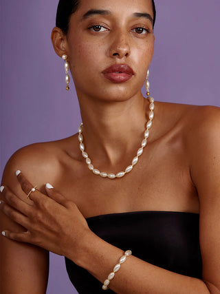Rice Pearl & Gold Bead Magnetic Necklace
