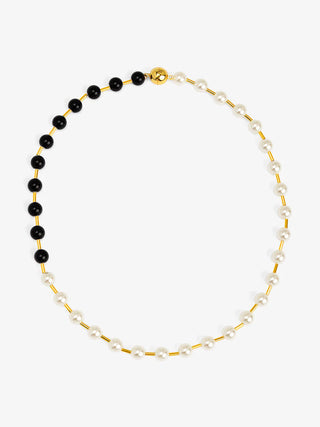 Black & White Pearl Magnetic Necklace
