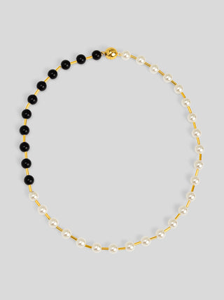 Black & White Pearl Magnetic Necklace