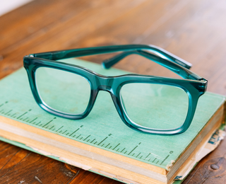 Alternate view of Lasso Teal Progressives by Peepers
